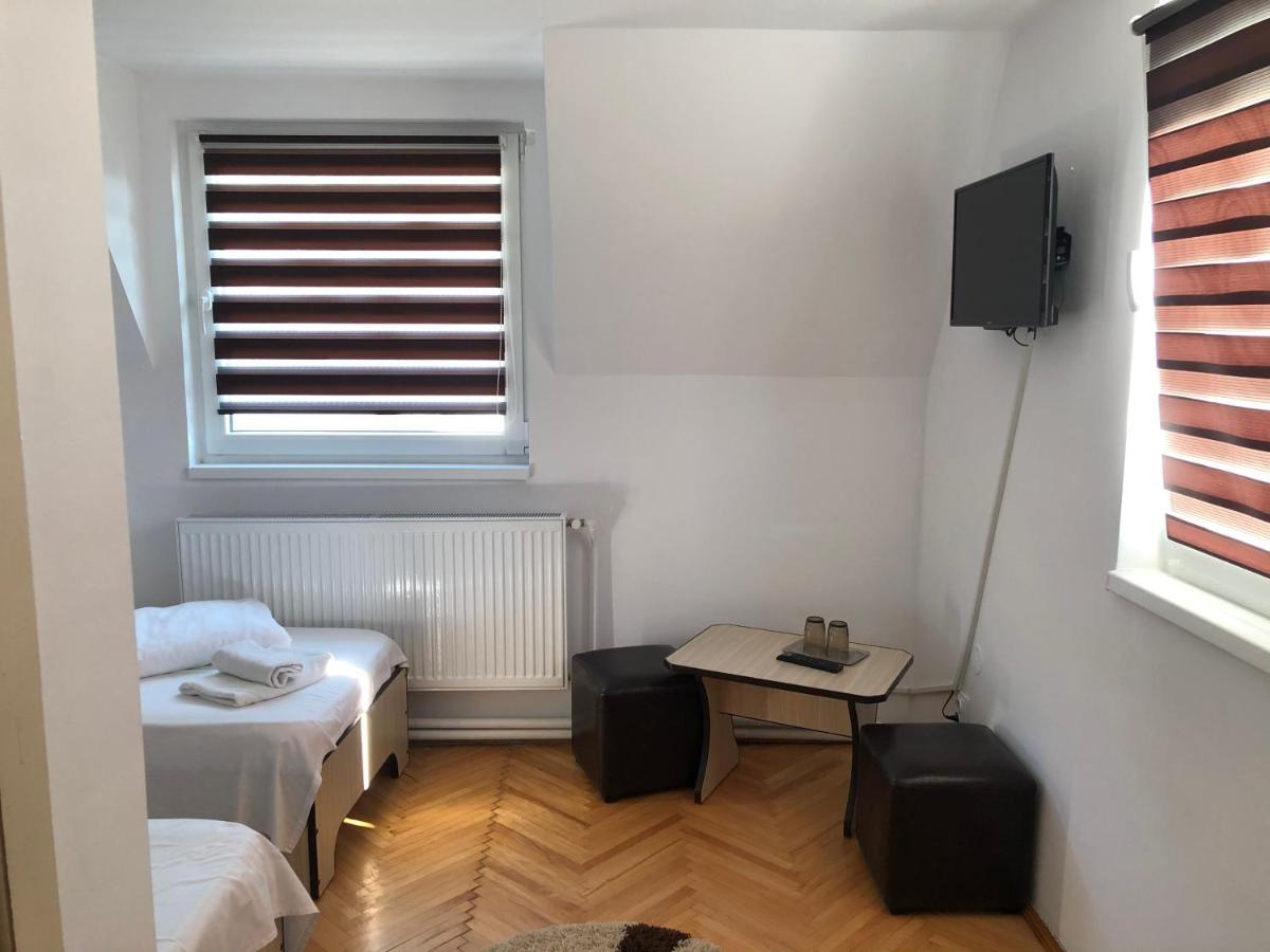 Hotel Poenita Sighişoara Esterno foto